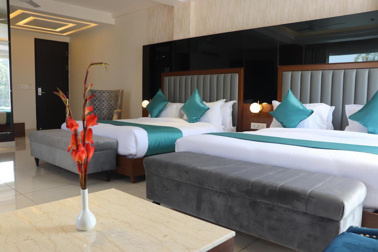 Green Hotel - Behind Parmarth Niketan Rishīkesh Εξωτερικό φωτογραφία