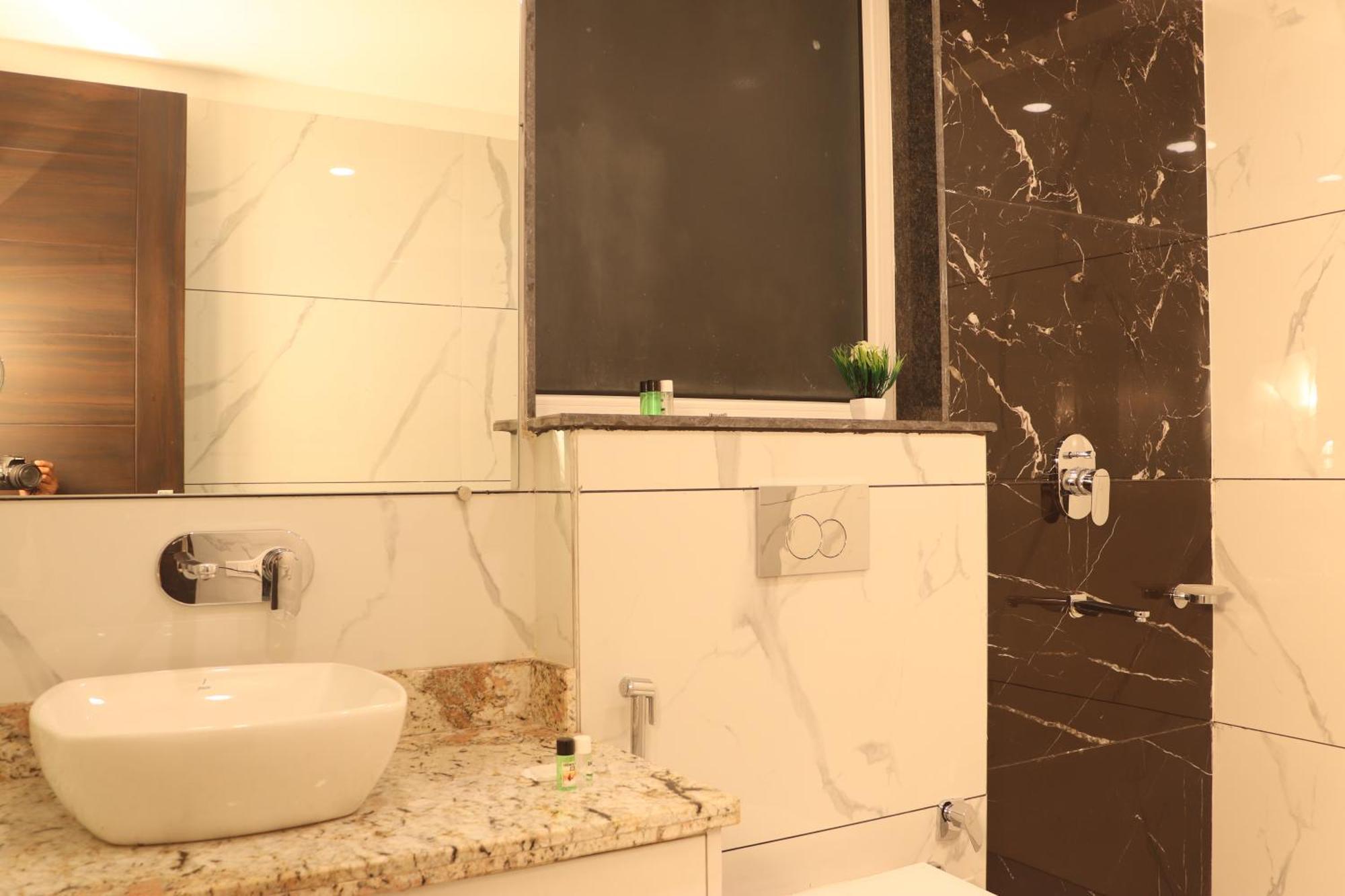 Green Hotel - Behind Parmarth Niketan Rishīkesh Δωμάτιο φωτογραφία